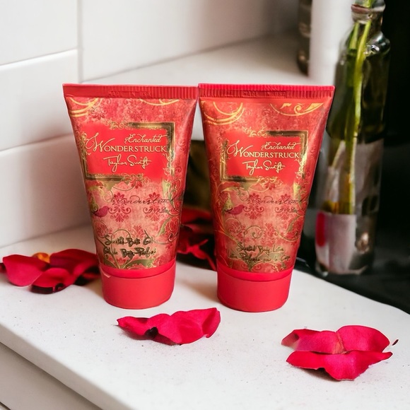 NWT Taylor Swift Enchanted Wonderstruck Scented Body Lotion & Bath Gel Set - Picture 1 of 4